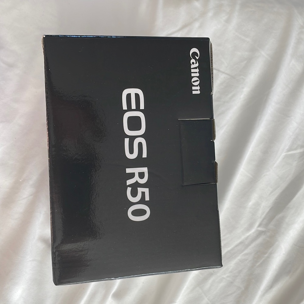 Canon EOS R50 Mirrorless Vlogging Camera (Body Only/Black), RF Mount, NIB